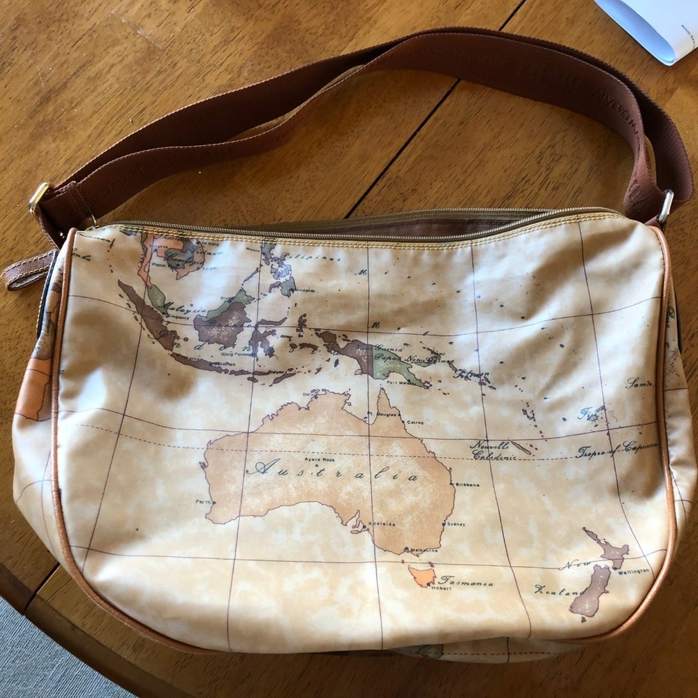 Alviero Martini Prima Classe Medium Crossbody Bag